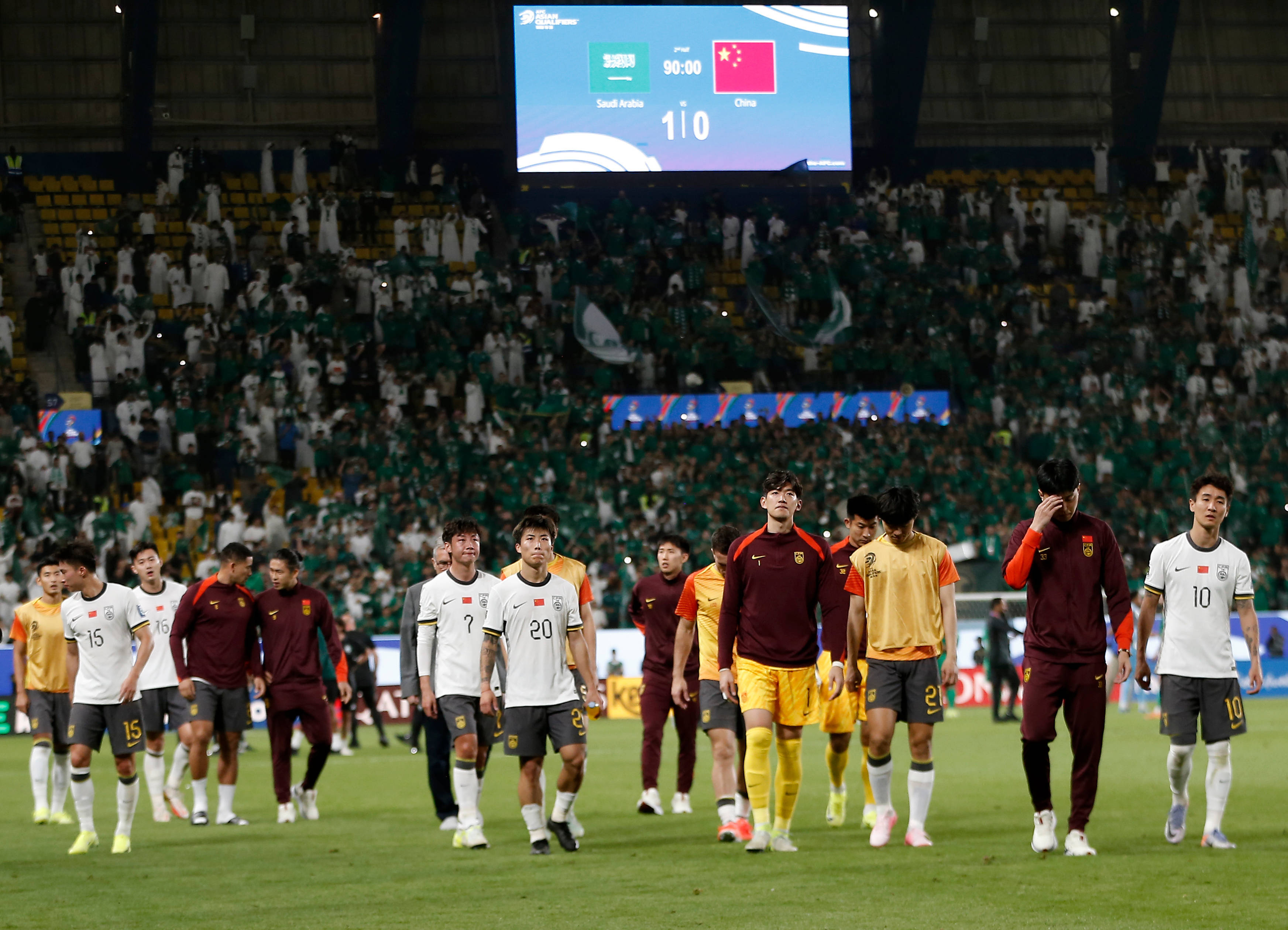沙特电竞世界杯，中国队伍DFYG首战失利的简单介绍